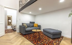 Downtown Luxury Apartment